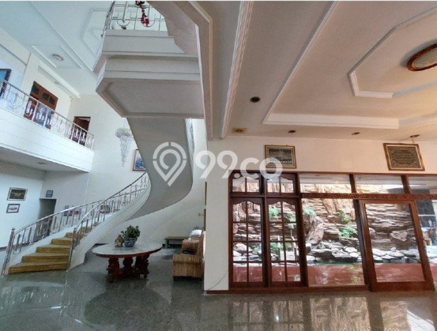 Dijual Rumah Mewah Exclusive di Laweyan, Solo Dijual Rumah Mewah Exclusive di Laweyan, Solo