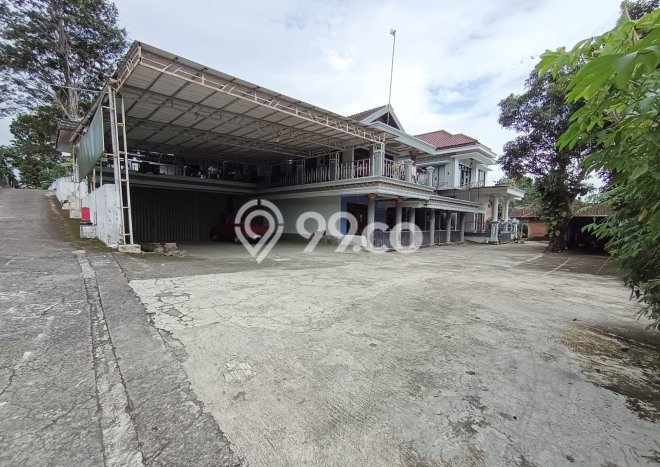Dijual Hunian Rumah Terawat 6 Kamar di Gladagsari, Boyolali Dijual Hunian Rumah Terawat 6 Kamar di Gladagsari, Boyolali