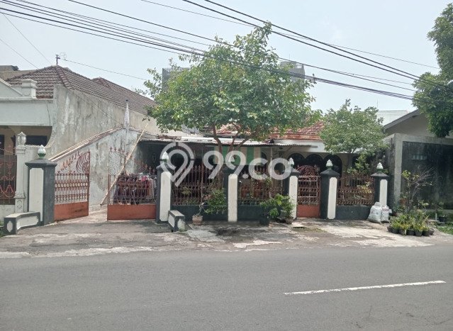 Hot Offer Hunian Premium Ideal dan Luas di Laweyan, Solo Hot Offer Hunian Premium Ideal dan Luas di Laweyan, Solo