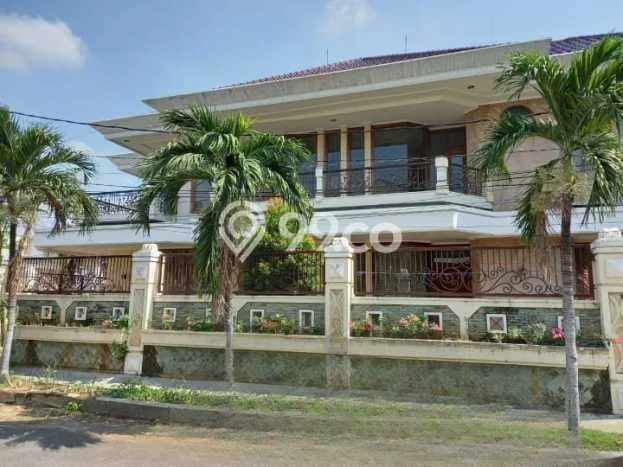 Rumah Bagus kawasan Genteng, Surabaya, Luas 1m2m² LB 760m2m² HARGA MENARIK! Rumah Bagus kawasan Genteng, Surabaya, Luas 1m2m² LB 760m2m² HARGA MENARIK!