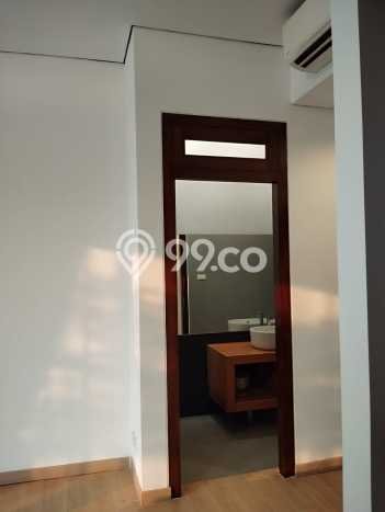 PRIME PROPERTY! Rumah area Menteng, 4 KM, Lingkungan Elite, Luas 340m2m² LB 440m2m² PRIME PROPERTY! Rumah area Menteng, 4 KM, Lingkungan Elite, Luas 340m2m² LB 440m2m²