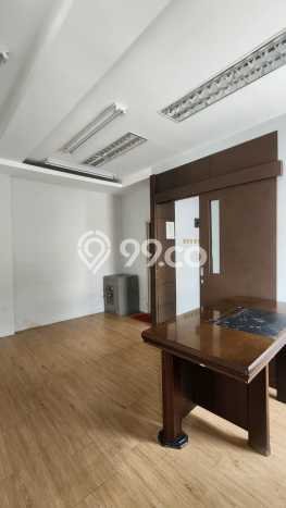 Unit Gudang Dijual di Jakarta Utara LT 180m2 & LB 250m2 Unit Gudang Dijual di Jakarta Utara LT 180m2 & LB 250m2