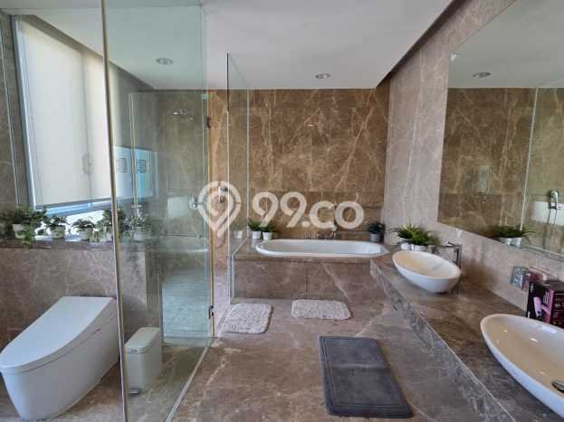 Disewakan Rumah Strategis di Golf Island LT 200m2 / LB 400m2 Siap Huni Disewakan Rumah Strategis di Golf Island LT 200m2 / LB 400m2 Siap Huni