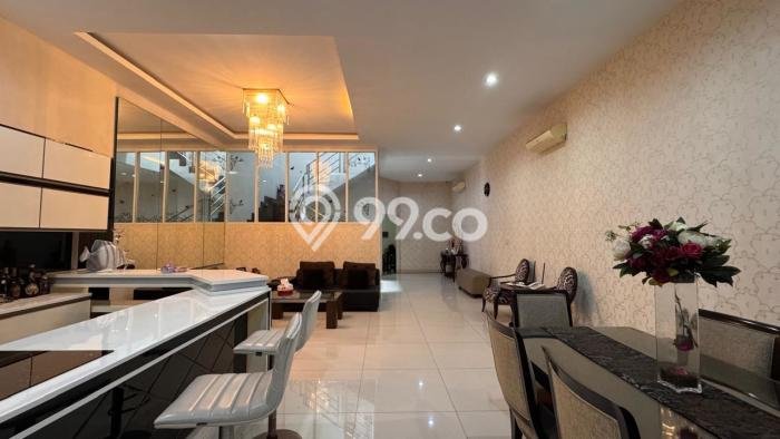 Dijual Rumah Mewah Elegan Dengan View Cantik di Pluit, Jakarta Utara Dijual Rumah Mewah Elegan Dengan View Cantik di Pluit, Jakarta Utara
