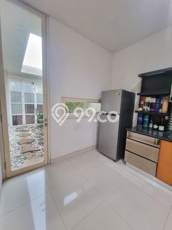 Disewakan Rumah Murah di Pakuwon Indah Surabaya Punya 3 KT Disewakan Rumah Murah di Pakuwon Indah Surabaya Punya 3 KT