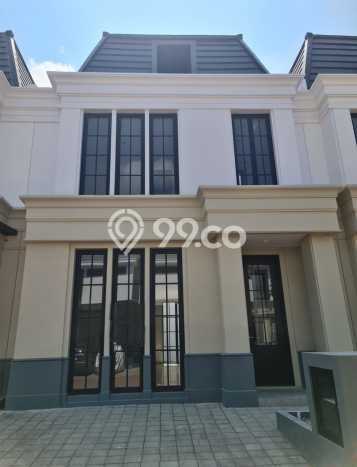 Rumah Elit Modern Tanpa Renovasi di Graha Surabaya Rumah Elit Modern Tanpa Renovasi di Graha Surabaya