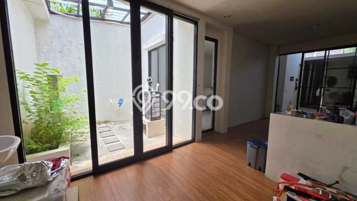 Dijual Rumah Strategis Bagus Punya 2 KT di Menganti Gresik SHM Dijual Rumah Strategis Bagus Punya 2 KT di Menganti Gresik SHM