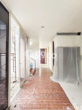 Rumah Mewah Dijual LT 383m2 di Sambikerep, Surabaya Rumah Mewah Dijual LT 383m2 di Sambikerep, Surabaya