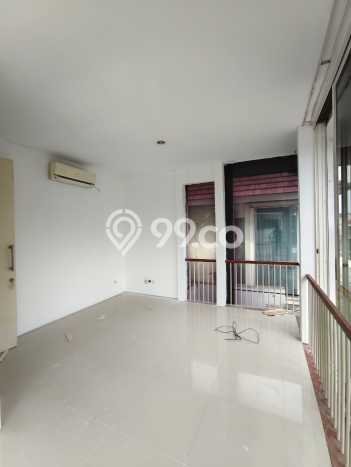Rumah Mewah Dijual LT 383m2 di Sambikerep, Surabaya Rumah Mewah Dijual LT 383m2 di Sambikerep, Surabaya