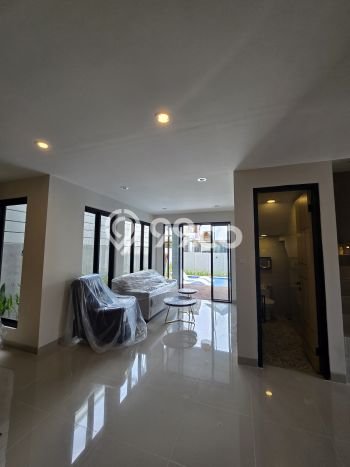 Dijual Rumah Luas Megah Dengan View Cantik di Lippo Karawaci, Tangerang Dijual Rumah Luas Megah Dengan View Cantik di Lippo Karawaci, Tangerang