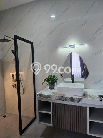 For Sale! Luxury House LT 240m2 Desain Modern di Alam Sutera For Sale! Luxury House LT 240m2 Desain Modern di Alam Sutera