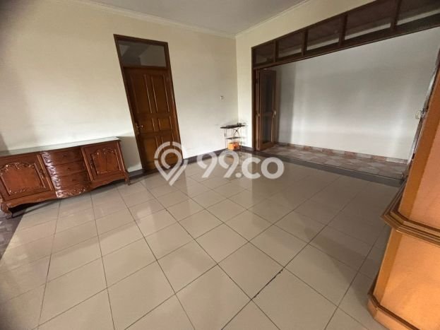 Rumah Elit Modern Tanpa Renovasi di Modernland Tangerang Rumah Elit Modern Tanpa Renovasi di Modernland Tangerang