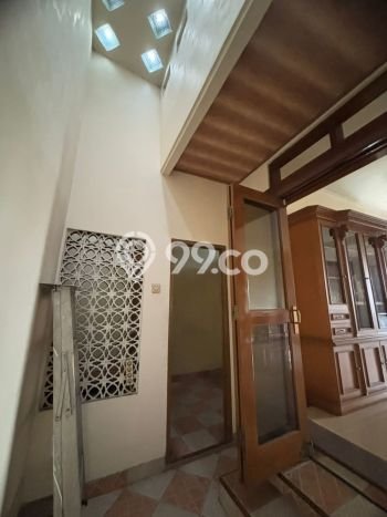 Rumah Elit Modern Tanpa Renovasi di Modernland Tangerang Rumah Elit Modern Tanpa Renovasi di Modernland Tangerang
