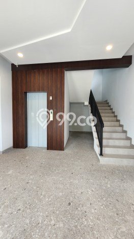 Jual Rumah Mewah Megah Dengan View Eksklusif di Alam Sutera, Tangerang Jual Rumah Mewah Megah Dengan View Eksklusif di Alam Sutera, Tangerang