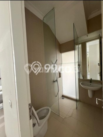 Rumah Elit LB 226m2 Siap Pakai Desain Elegan di Pakuwon Indah, Surabaya Rumah Elit LB 226m2 Siap Pakai Desain Elegan di Pakuwon Indah, Surabaya