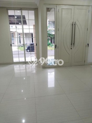 Rumah Elit Modern Tanpa Renovasi di Pakuwon Indah Surabaya Rumah Elit Modern Tanpa Renovasi di Pakuwon Indah Surabaya