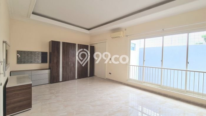 Rumah Luxury Modern Siap Huni di Citraland Surabaya Rumah Luxury Modern Siap Huni di Citraland Surabaya