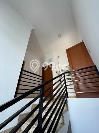 Best Deal Hunian Mewah Ideal dan Luas di Kramat Jati, Jakarta Timur Best Deal Hunian Mewah Ideal dan Luas di Kramat Jati, Jakarta Timur