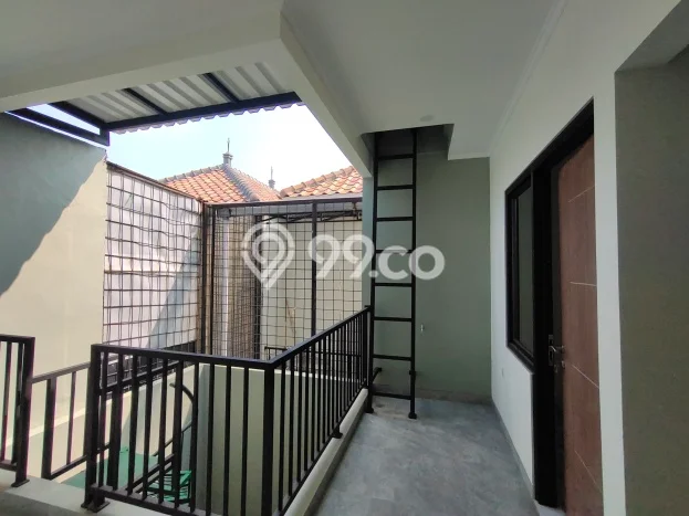 Rumah area Cibubur, 3 KT, Area Asri, LT 119m² Bangunan 150m² Rumah area Cibubur, 3 KT, Area Asri, LT 119m² Bangunan 150m²