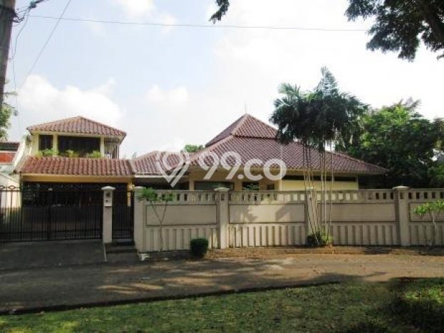 Hunian Elit LB 400m2 Siap Pakai Desain Elegan di Bintaro, Tangerang Selatan Hunian Elit LB 400m2 Siap Pakai Desain Elegan di Bintaro, Tangerang Selatan
