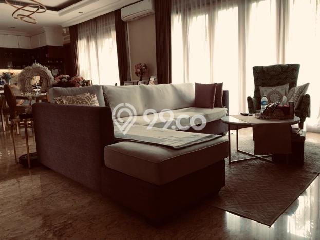 Hunian Mewah Siap Huni LT 216m2 di Karang Tengah, Tangerang Hunian Mewah Siap Huni LT 216m2 di Karang Tengah, Tangerang
