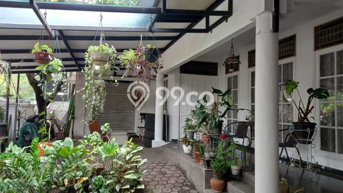 Jual Rumah Luas Megah Dengan View Eksklusif di Bintaro, Tangerang Selatan Jual Rumah Luas Megah Dengan View Eksklusif di Bintaro, Tangerang Selatan