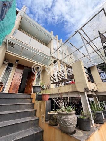 For Sale! Luxury House LT 162m2 Desain Elegan di Tanah Kusir For Sale! Luxury House LT 162m2 Desain Elegan di Tanah Kusir