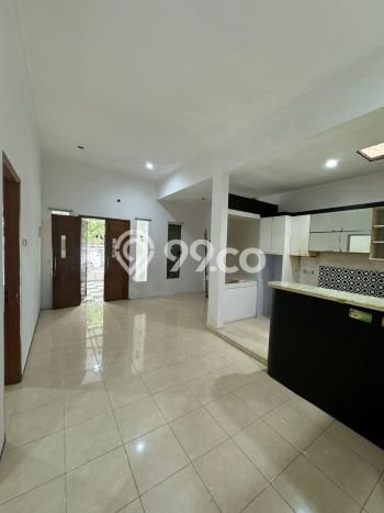 Rumah Cantik Siap Huni Di Sidoarjo Luas 198m2 Lokasi Strategis Rumah Cantik Siap Huni Di Sidoarjo Luas 198m2 Lokasi Strategis