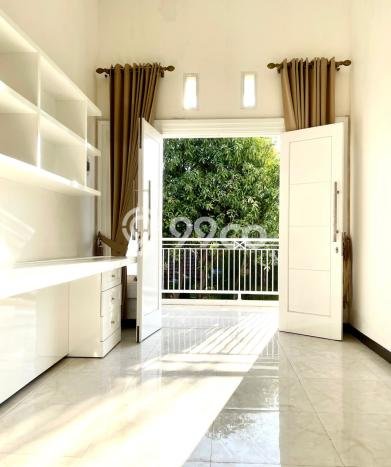 Siap Huni Hunian Elit 5 Kamar di Waru Dekat ke Mana Pun Siap Huni Hunian Elit 5 Kamar di Waru Dekat ke Mana Pun