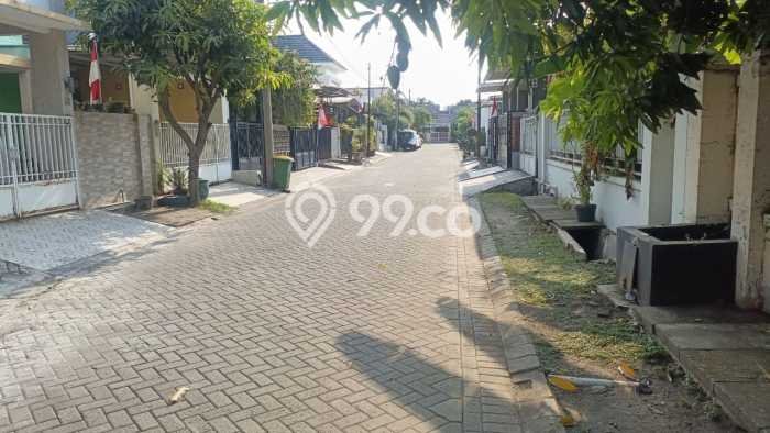 For Sale Rumah 3 Kamar Lokasi Ideal Bagus dan Strategis di Waru For Sale Rumah 3 Kamar Lokasi Ideal Bagus dan Strategis di Waru