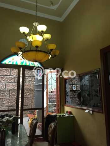 Rumah Eksklusif Siap Huni LT 252m2 di Waru, Sidoarjo Rumah Eksklusif Siap Huni LT 252m2 di Waru, Sidoarjo