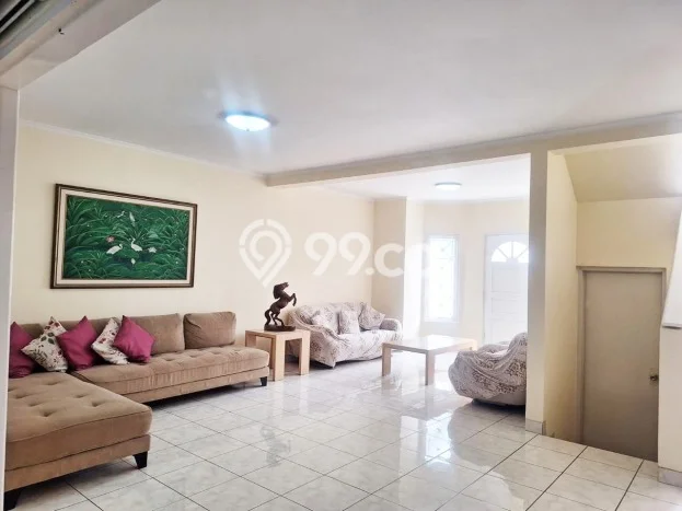 Hunian Elit LB 200m2 Siap Huni Desain Elegan di BSD Puspita Loka, Tangerang Hunian Elit LB 200m2 Siap Huni Desain Elegan di BSD Puspita Loka, Tangerang