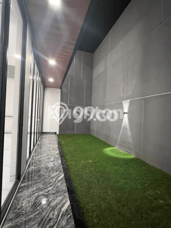 Jual Rumah Luas Megah Dengan View Cantik di kertajaya, Surabaya Jual Rumah Luas Megah Dengan View Cantik di kertajaya, Surabaya