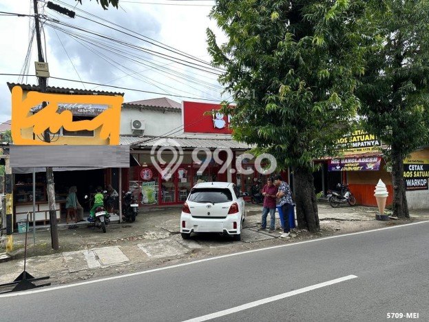 Area Ramai! Ruko Dijual di Pesanggrahan untuk Bisnis Luas Bangunan 100m2 Area Ramai! Ruko Dijual di Pesanggrahan untuk Bisnis Luas Bangunan 100m2