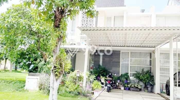 Rumah Modern di Pakuwon City, Surabaya, LT 112m² LB 140m² Rumah Modern di Pakuwon City, Surabaya, LT 112m² LB 140m²