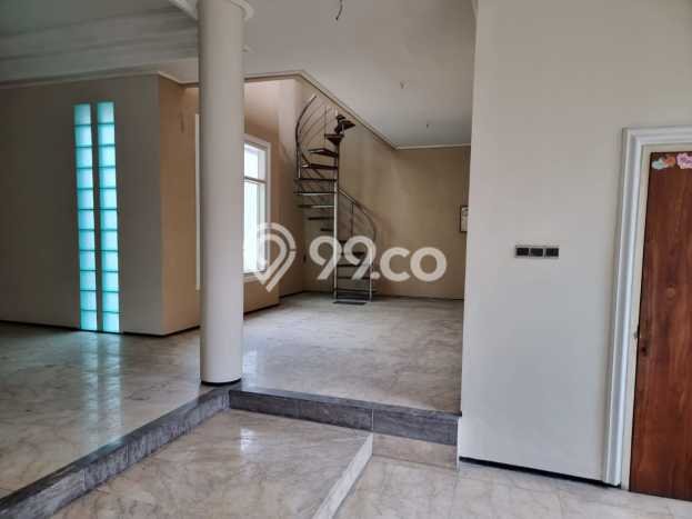 HOT DEAL! Rumah area Gubeng, 5 KT, Area Strategis, Luas 720m² LB 1000m² HOT DEAL! Rumah area Gubeng, 5 KT, Area Strategis, Luas 720m² LB 1000m²
