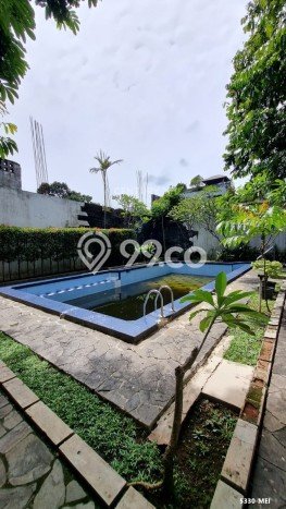 Rumah Kondisi Baik Disewakan di Pondok Indah, Jakarta Selatan LT 956m2, LB 517m2 Rumah Kondisi Baik Disewakan di Pondok Indah, Jakarta Selatan LT 956m2, LB 517m2