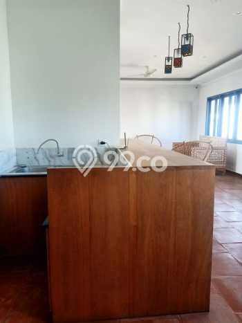 Vila Kawasan , Area 300m2m², Cocok untuk hunian Anda Vila Kawasan , Area 300m2m², Cocok untuk hunian Anda
