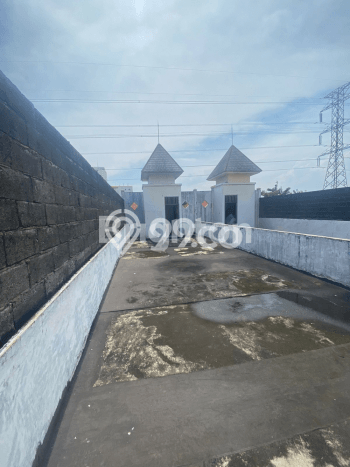Paling Dicari! Ruko Dijual di Dukuh Kupang Harga Kompetitif Paling Dicari! Ruko Dijual di Dukuh Kupang Harga Kompetitif