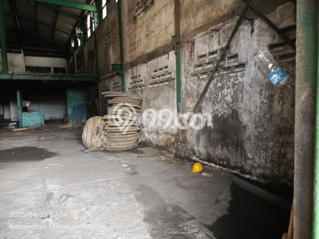 Untuk Dijual Gudang di Taman Sidoarjo LT 410m2 / LB 350m2 Untuk Dijual Gudang di Taman Sidoarjo LT 410m2 / LB 350m2