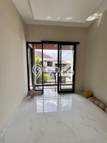Ready to Use! Luxury House LT 145m2 Desain Modern di Serpong Villa Melati Mas Ready to Use! Luxury House LT 145m2 Desain Modern di Serpong Villa Melati Mas