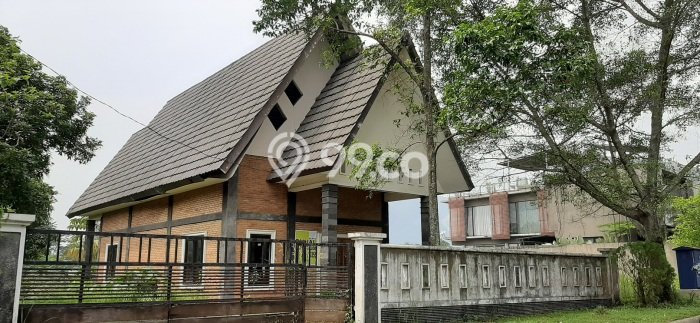 Vila Strategis di , Area 596m2m², Dekat Bogor, Bogor Vila Strategis di , Area 596m2m², Dekat Bogor, Bogor