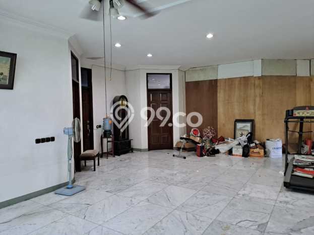 Hunian Mewah LB 700m2 Siap Huni Desain Elegan di Green garden, Jakarta Barat Hunian Mewah LB 700m2 Siap Huni Desain Elegan di Green garden, Jakarta Barat