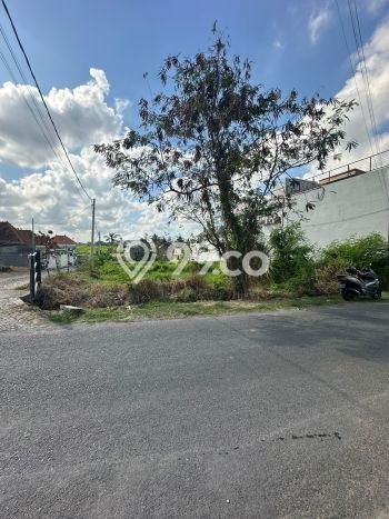 POTENSIAL! Tanah di , Luas 422m2m², Lokasi Strategis POTENSIAL! Tanah di , Luas 422m2m², Lokasi Strategis