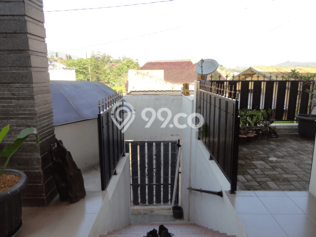 Siap Huni Rumah Mewah 4 Kamar di Parongpong Dekat ke Mana Saja Siap Huni Rumah Mewah 4 Kamar di Parongpong Dekat ke Mana Saja
