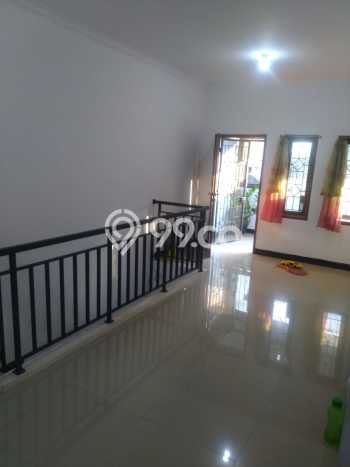 Rumah Modern 3 KT LT 62m2 di Taman Kopo Indah Rumah Modern 3 KT LT 62m2 di Taman Kopo Indah