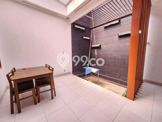 Disewakan! Rumah 4 Kamar Tidur &
2 Kamar Mandi di Mekar Wangi, Bandung Disewakan! Rumah 4 Kamar Tidur &
2 Kamar Mandi di Mekar Wangi, Bandung