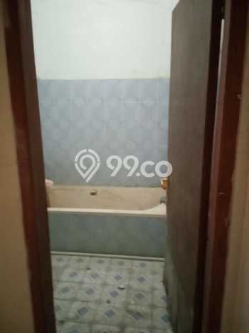 Disewakan! Rumah 4 Kamar Tidur &
2 Kamar Mandi di Taman Kopo Indah, Bandung Disewakan! Rumah 4 Kamar Tidur &
2 Kamar Mandi di Taman Kopo Indah, Bandung