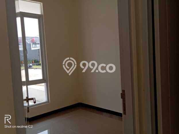 RECOMMENDED! Rumah kawasan Taman Kopo Indah, 2 KT, Lokasi Strategis, LT 102m² LB 90m² RECOMMENDED! Rumah kawasan Taman Kopo Indah, 2 KT, Lokasi Strategis, LT 102m² LB 90m²
