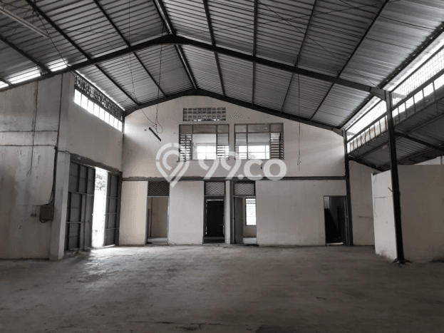Gudang Disewa di Bandung dengan LB 800m2 Area Komersial Ramai Gudang Disewa di Bandung dengan LB 800m2 Area Komersial Ramai